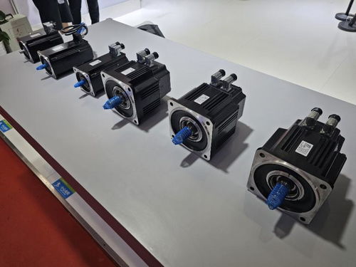 威靈重載機器人專用伺服電機亮相2025世界機器人大會
